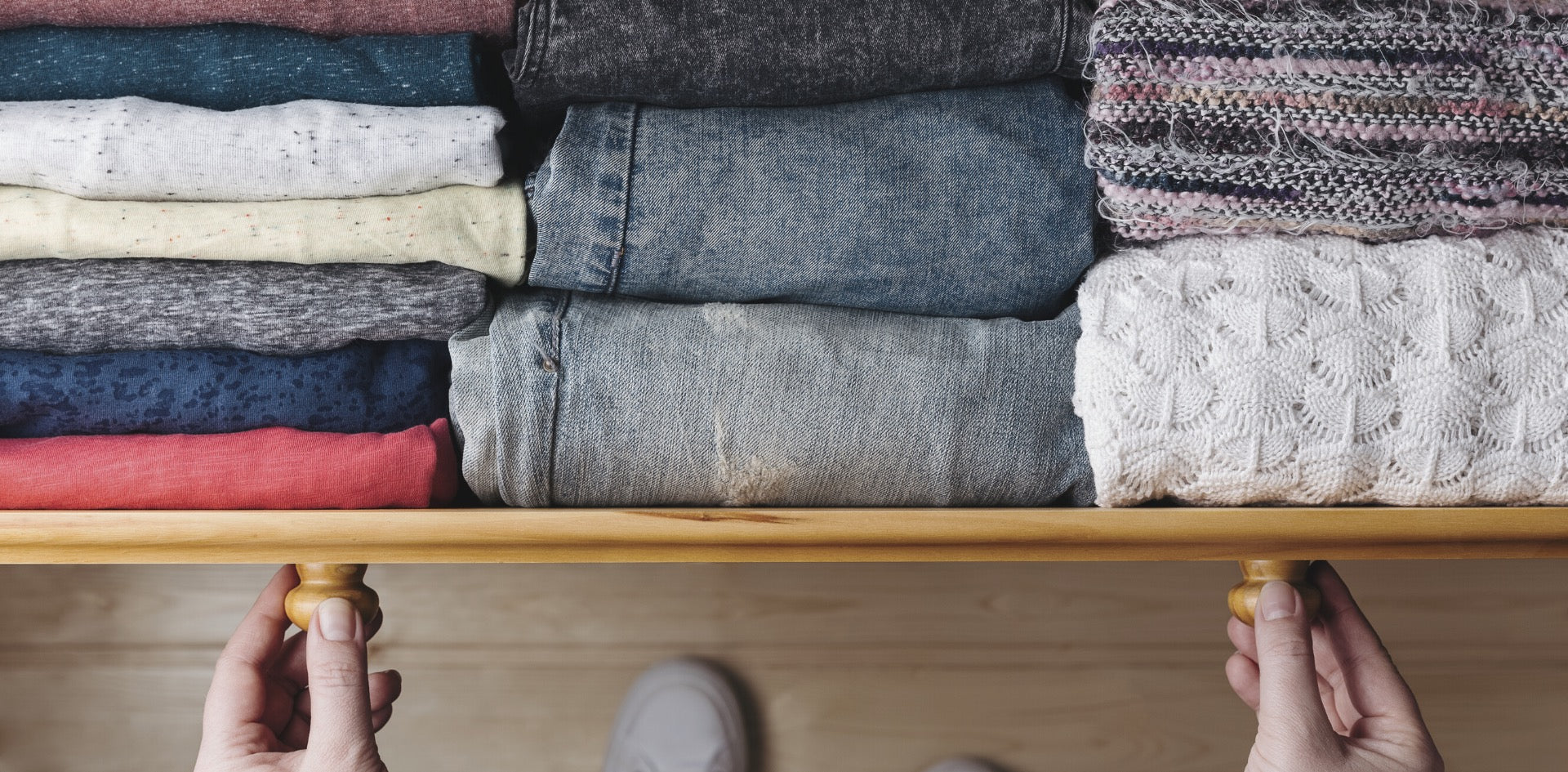 A Quick & Easy Guide to Building a Sustainable Capsule Wardrobe